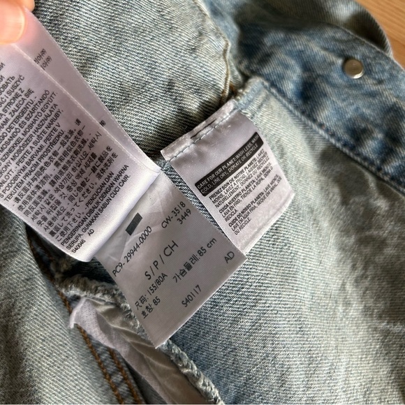 Levi’s Premium Big E Light Wash Jean Jacket Women’s Small - Picture 3 of 10